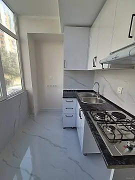 Satılır 2 otaqlı mənzil 56 m²