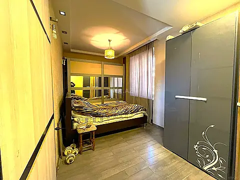 Satılır 2 otaqlı mənzil 50 m²