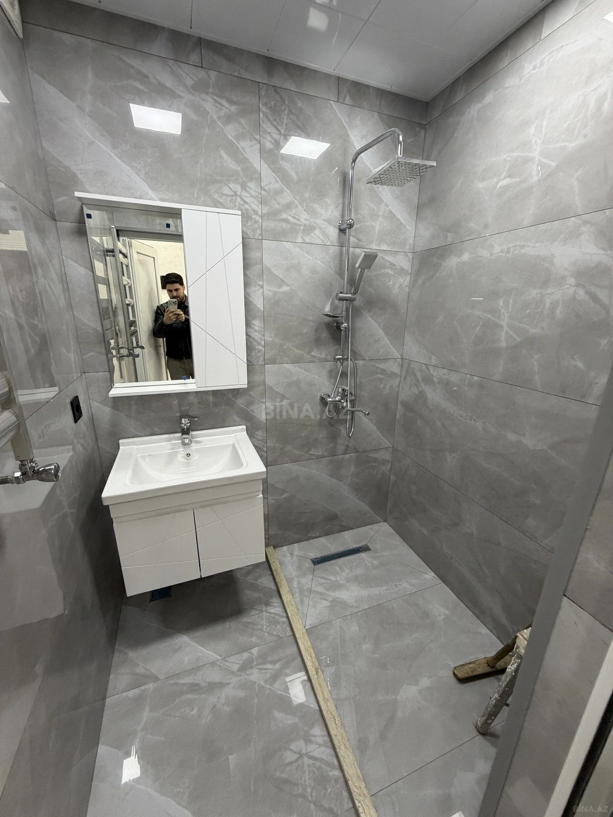 Satılır 3 otaqlı mənzil 65 m²