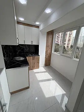 Satılır 3 otaqlı mənzil 65 m²