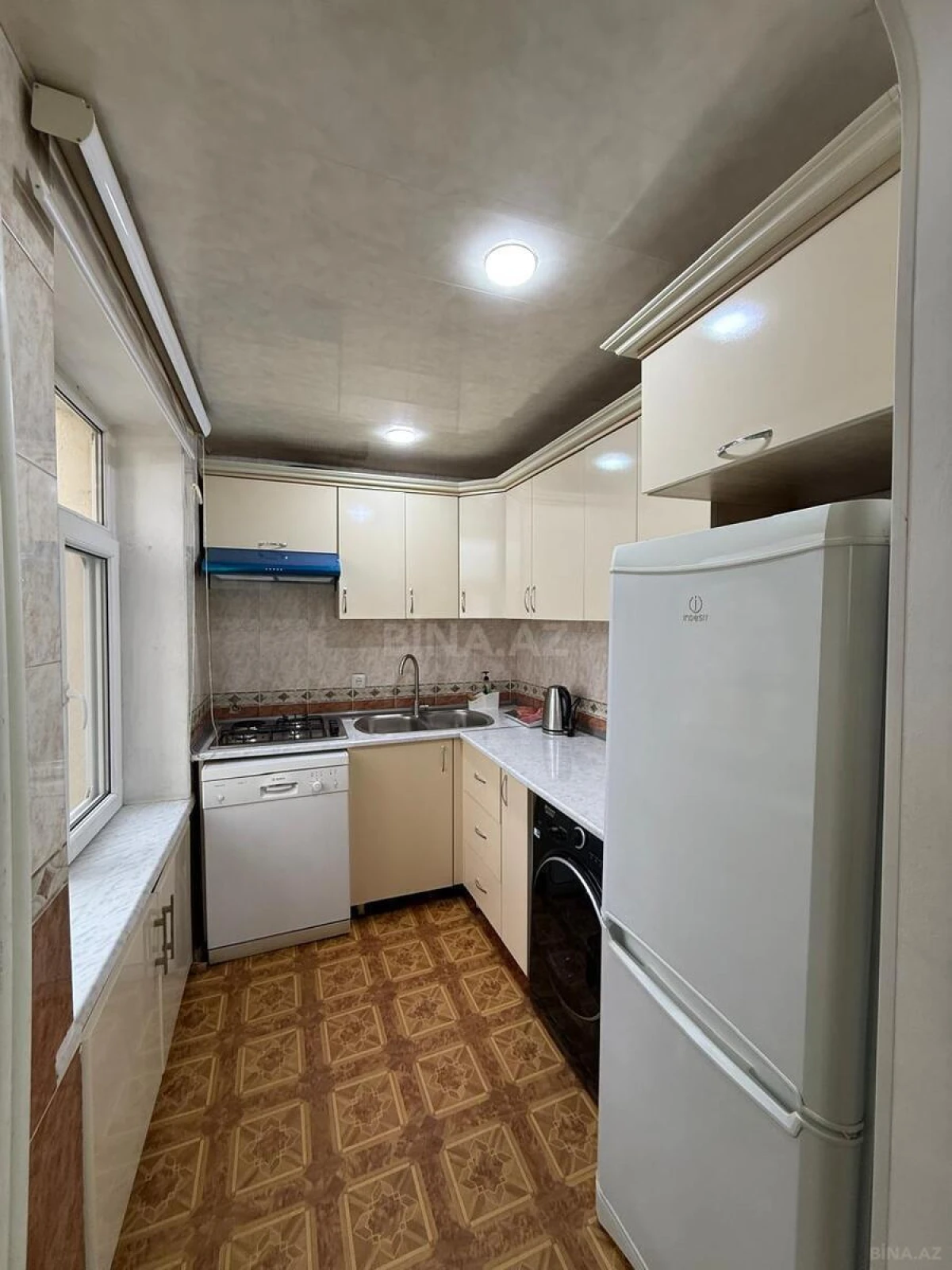 Kirayə verilir 3 otaqlı mənzil 70 m²