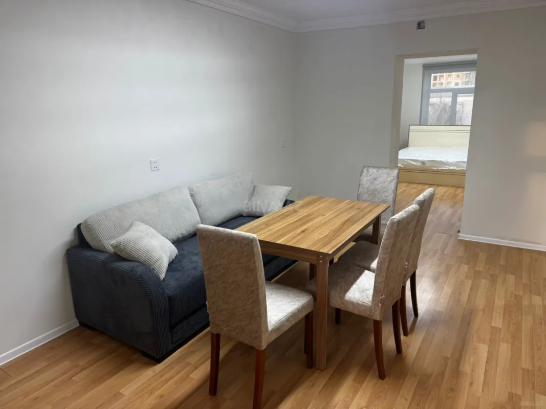 Kirayə verilir 2 otaqlı mənzil 55 m²