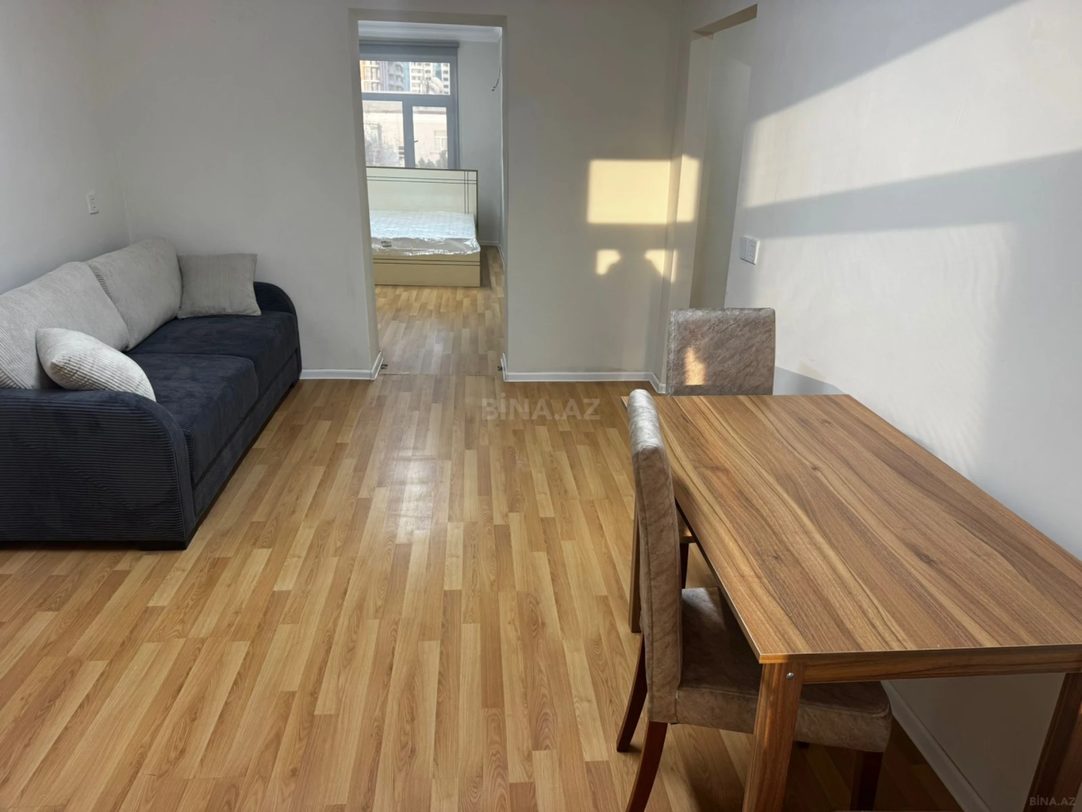 Kirayə verilir 2 otaqlı mənzil 55 m²