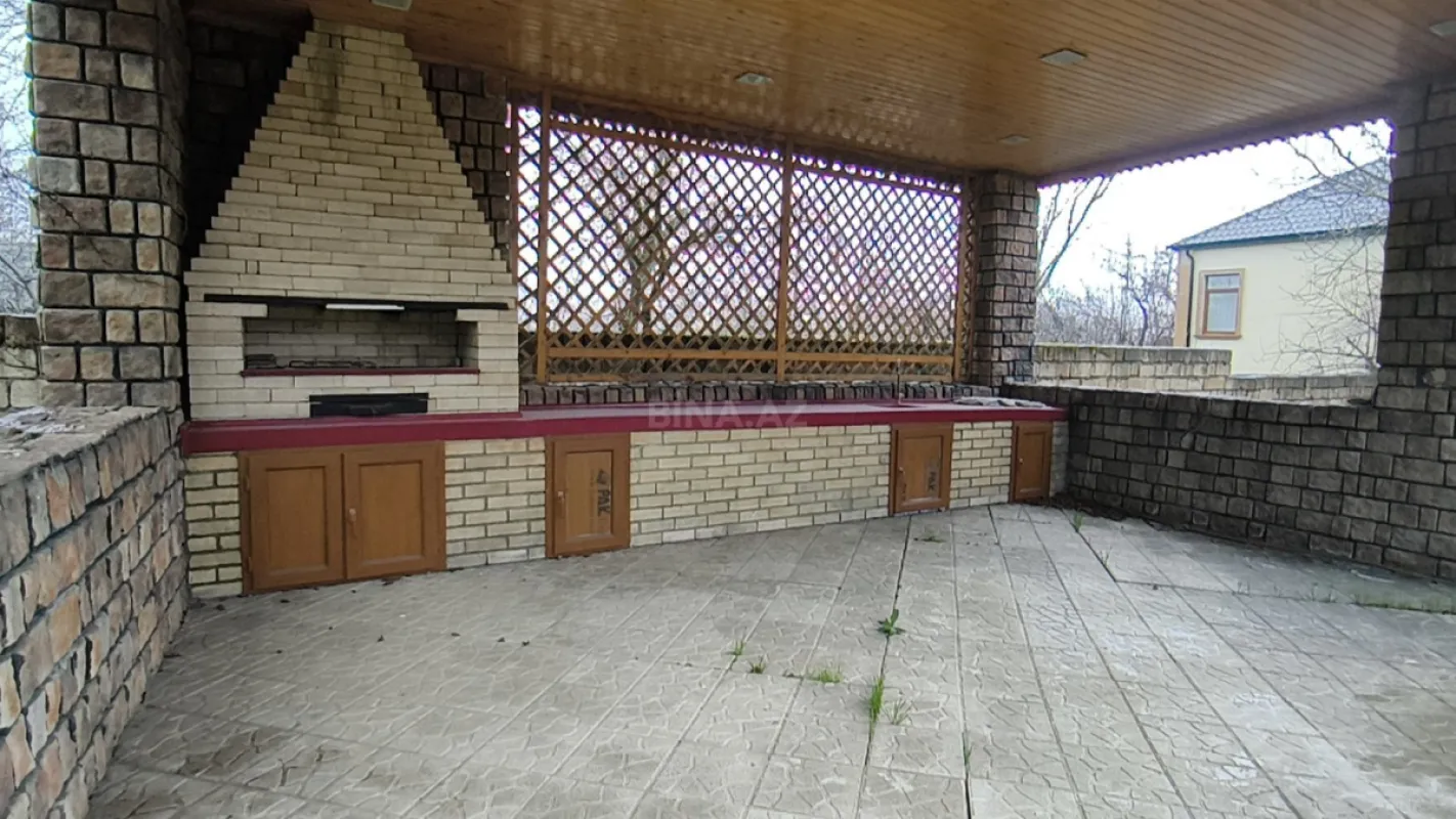 Satılır 3 otaqlı həyət evi 100 m²