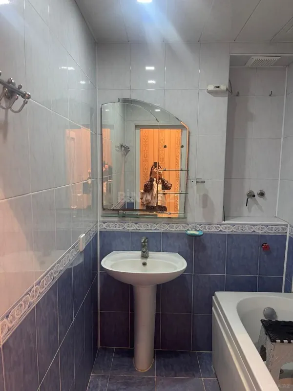 Kirayə verilir 3 otaqlı mənzil 110 m²