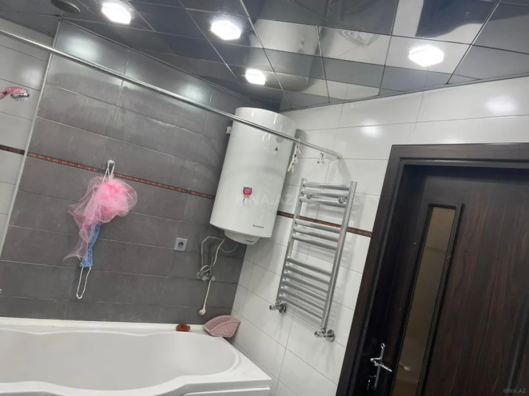 Kirayə verilir 2 otaqlı mənzil 100 m²