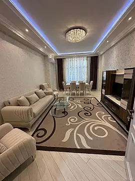 Kirayə verilir 3 otaqlı mənzil 130 m²
