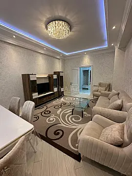 Kirayə verilir 3 otaqlı mənzil 130 m²