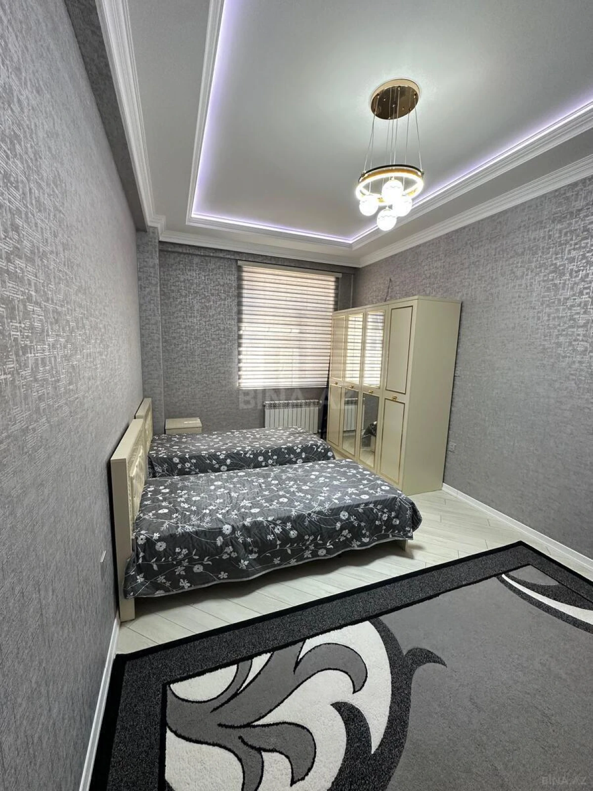 Kirayə verilir 3 otaqlı mənzil 130 m²