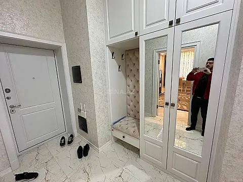 Kirayə verilir 3 otaqlı mənzil 130 m²