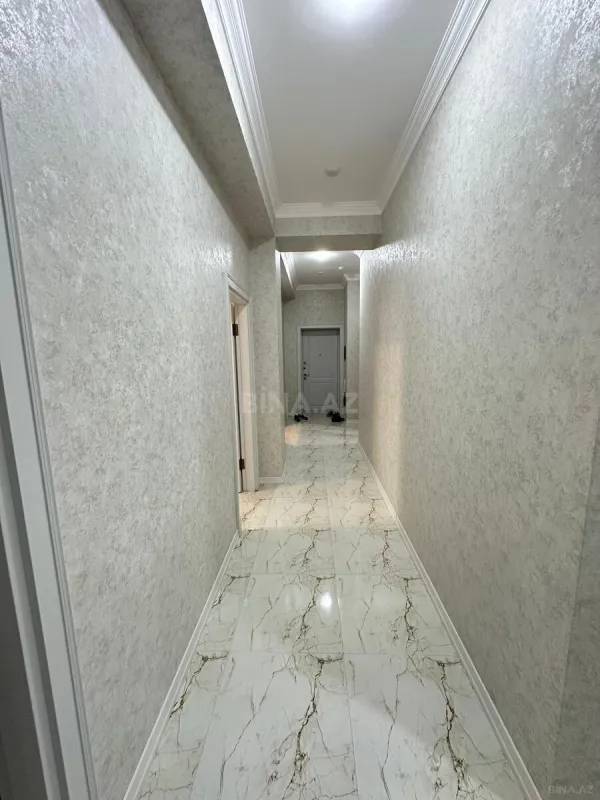Kirayə verilir 3 otaqlı mənzil 130 m²