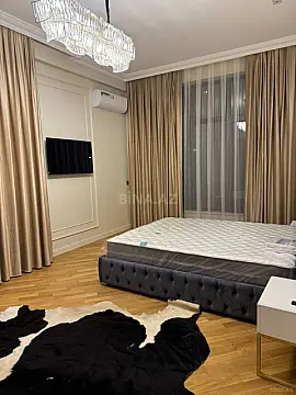 Kirayə verilir 3 otaqlı mənzil 120 m²