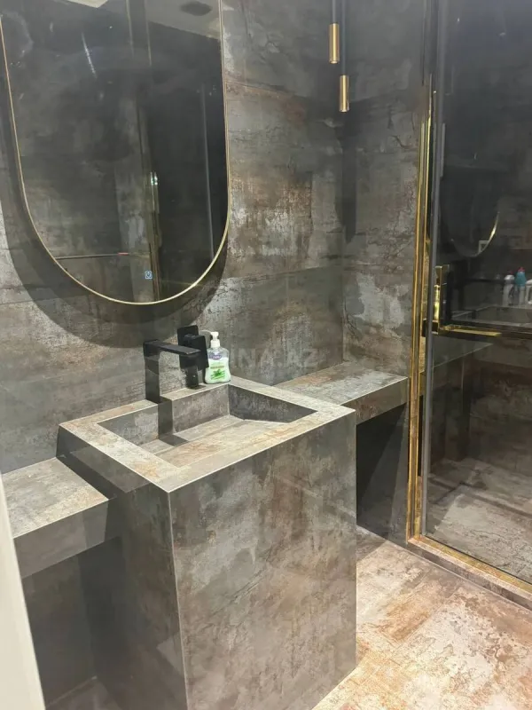 Kirayə verilir 3 otaqlı mənzil 120 m²