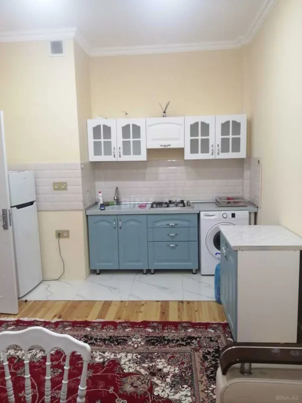 Kirayə verilir 2 otaqlı mənzil 72 m²