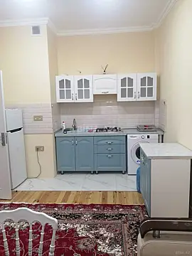 Kirayə verilir 2 otaqlı mənzil 72 m²