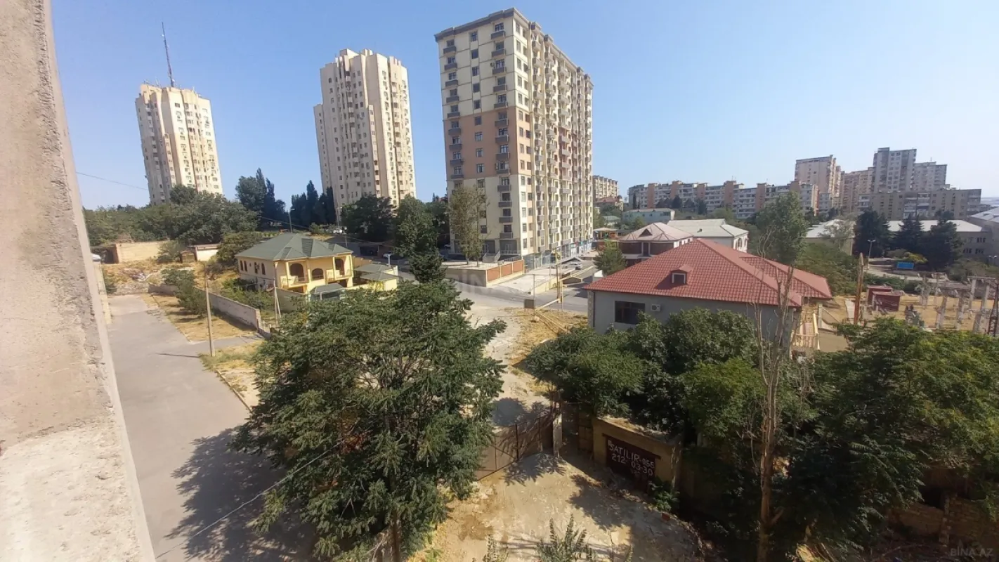 Satılır 3 otaqlı mənzil 112.1 m²