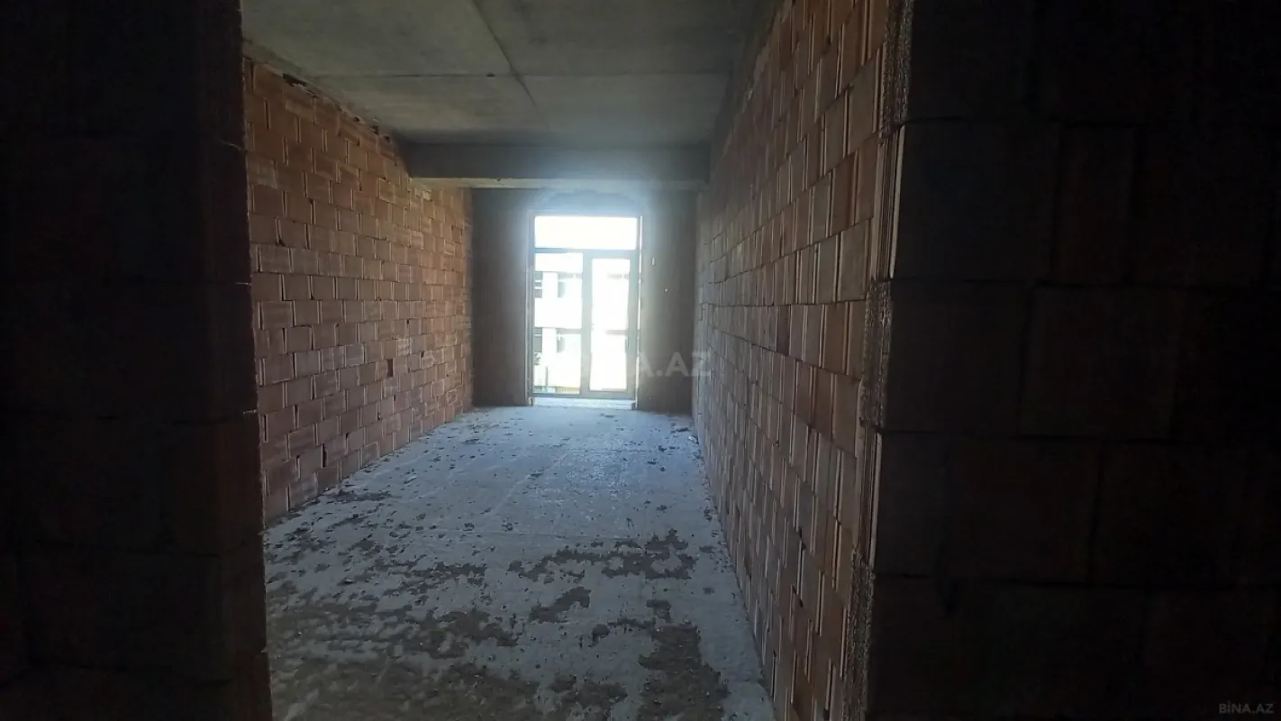 Satılır 3 otaqlı mənzil 112.1 m²