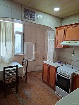 Kirayə verilir 3 otaqlı mənzil 100 m²