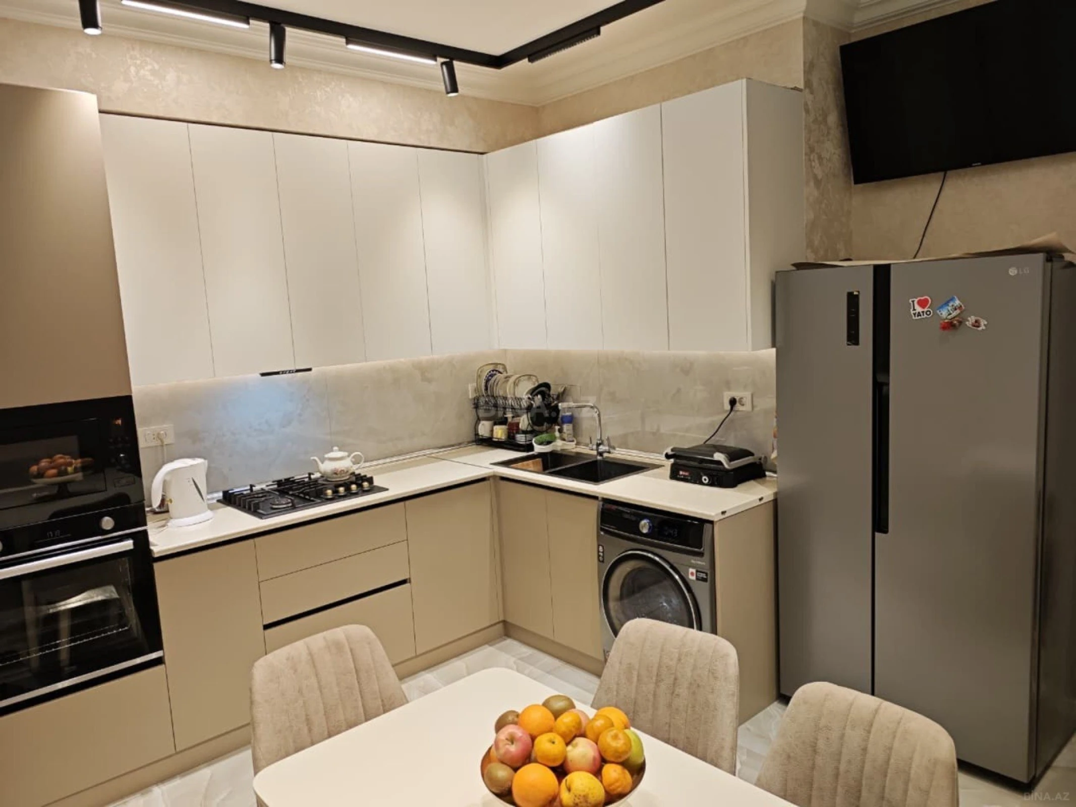 Satılır 4 otaqlı mənzil 124 m²