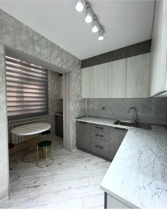 Satılır 2 otaqlı mənzil 55 m²