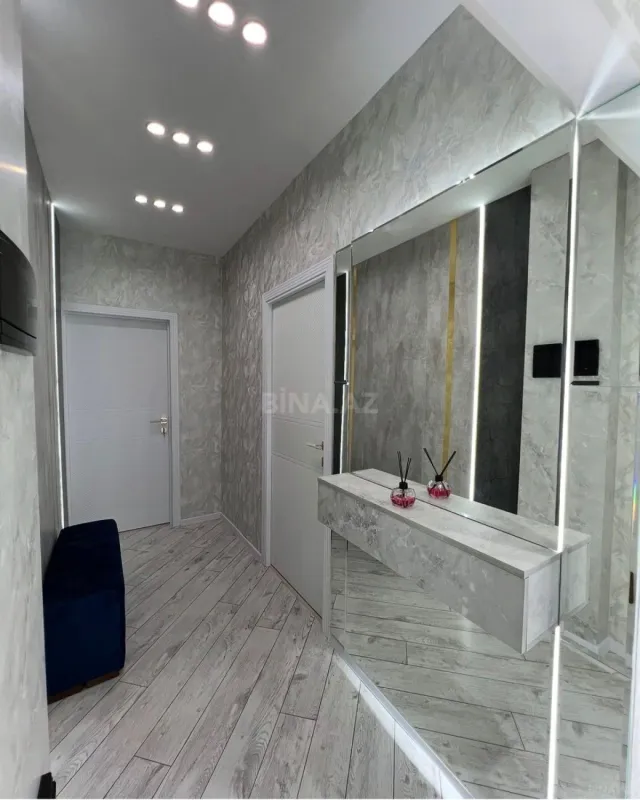 Satılır 2 otaqlı mənzil 55 m²