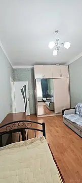 Kirayə verilir 1 otaqlı mənzil 45 m²