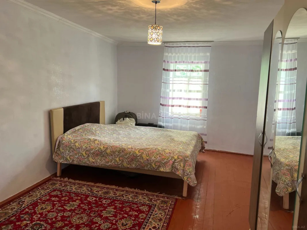 Satılır 5 otaqlı həyət evi 125 m²