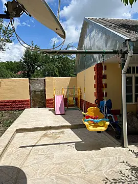 Satılır 5 otaqlı həyət evi 125 m²