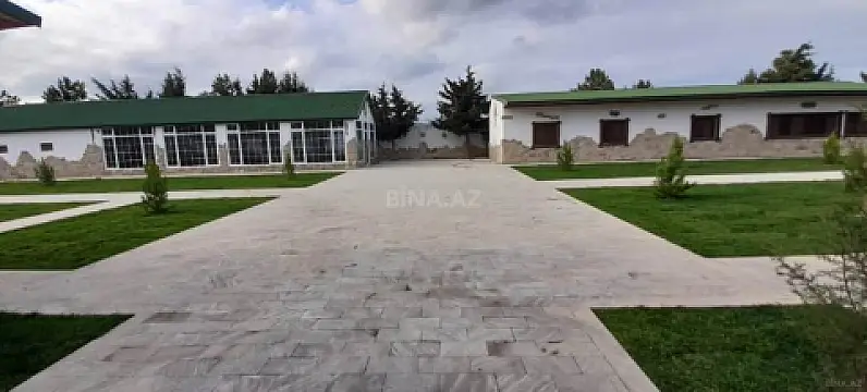 Satılır obyekt 3300 m²