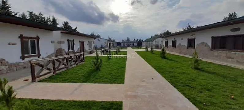 Satılır obyekt 3300 m²