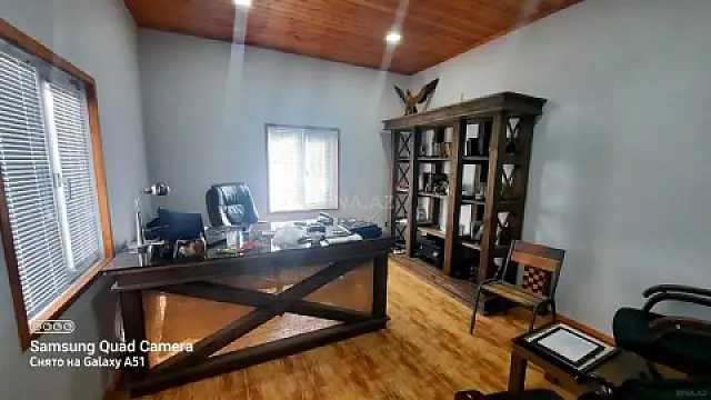 Satılır obyekt 3300 m²