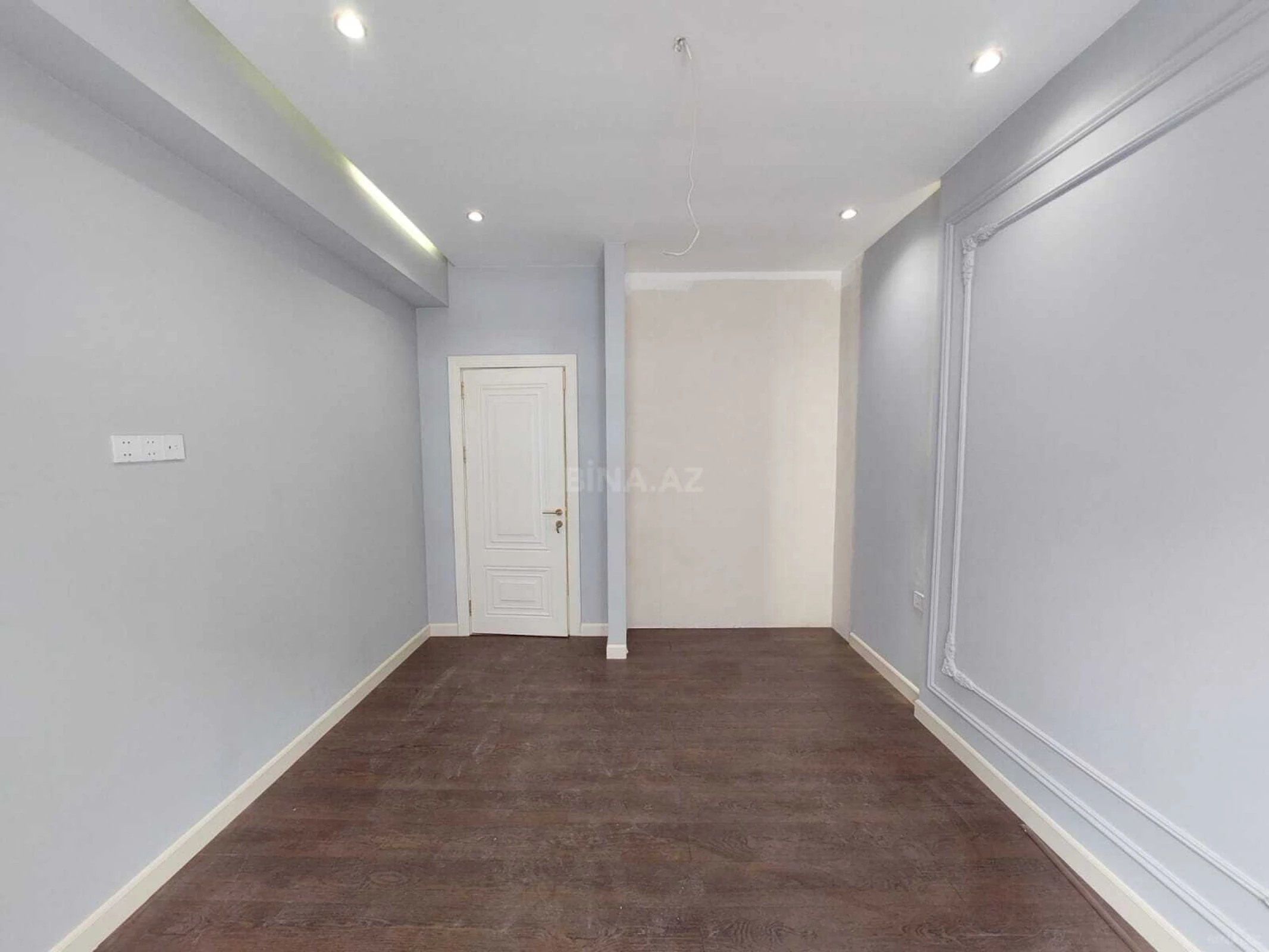 Satılır 2 otaqlı mənzil 70 m²