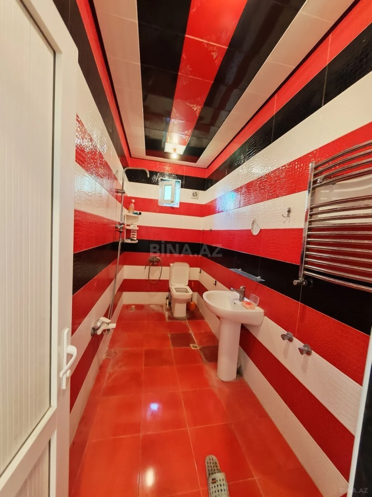 Satılır 5 otaqlı həyət evi 160 m²