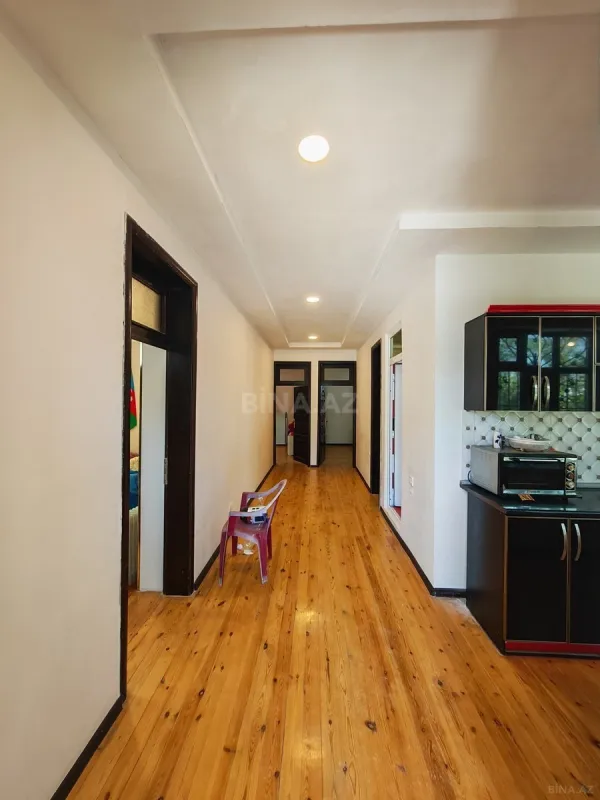 Satılır 5 otaqlı həyət evi 160 m²