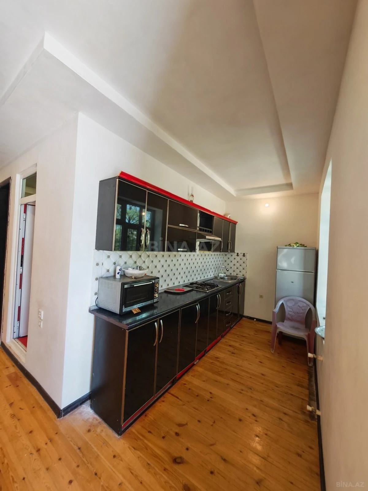 Satılır 5 otaqlı həyət evi 160 m²