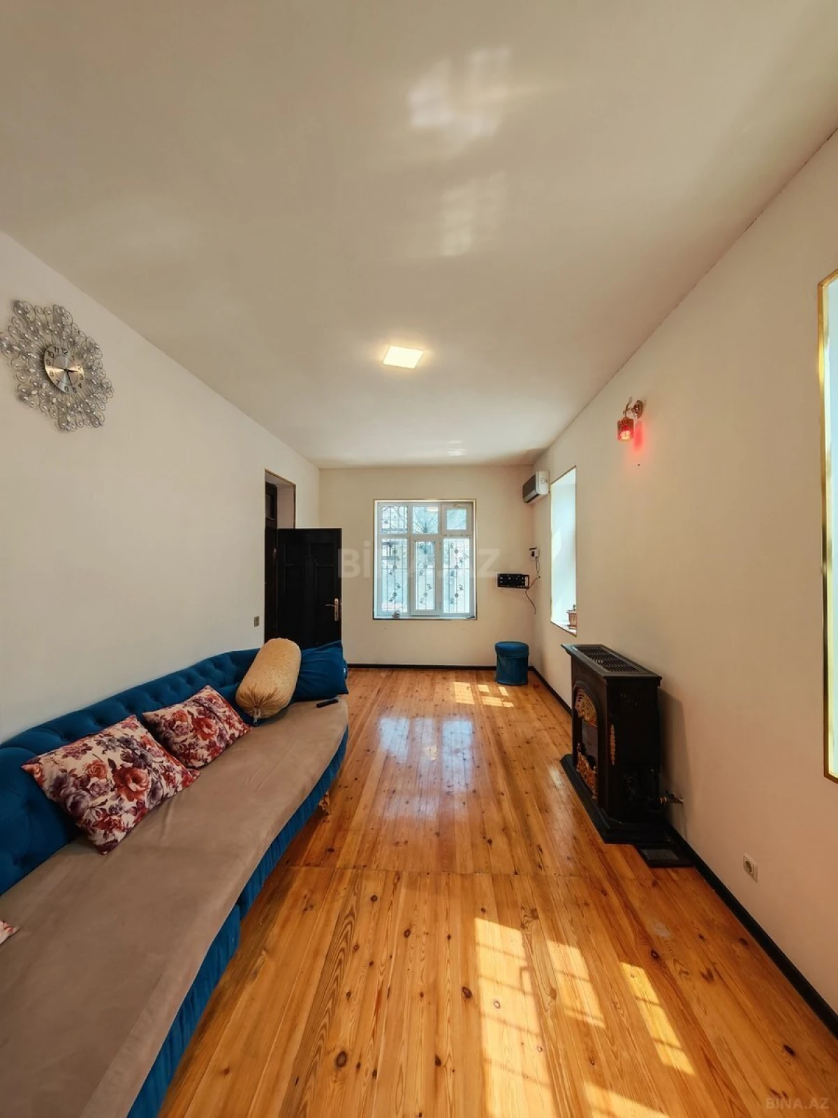 Satılır 5 otaqlı həyət evi 160 m²