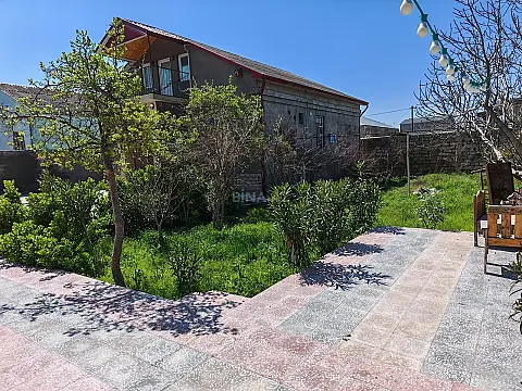Satılır 5 otaqlı həyət evi 160 m²