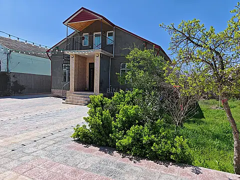 Satılır 5 otaqlı həyət evi 160 m²