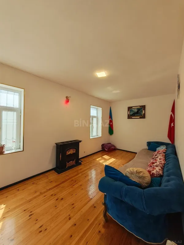Satılır 5 otaqlı həyət evi 160 m²