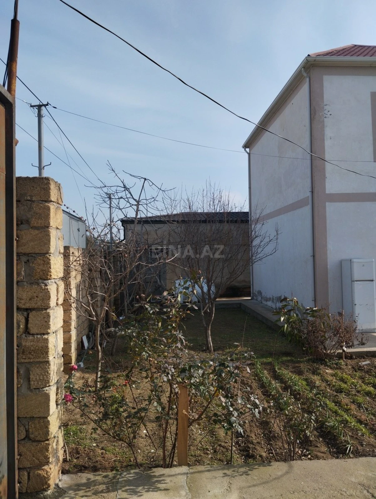 Satılır 5 otaqlı həyət evi 170 m²