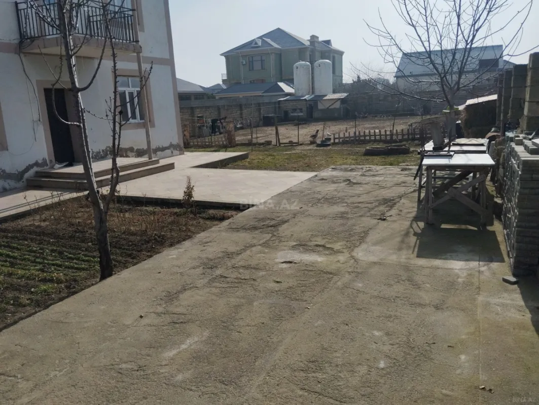 Satılır 5 otaqlı həyət evi 170 m²