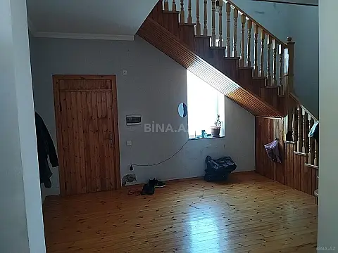 Satılır 5 otaqlı həyət evi 170 m²