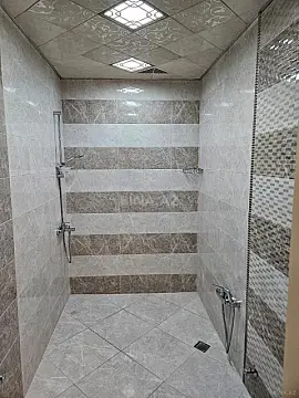 Satılır 3 otaqlı mənzil 137 m²