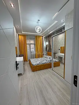 Kirayə verilir 2 otaqlı mənzil 60 m²