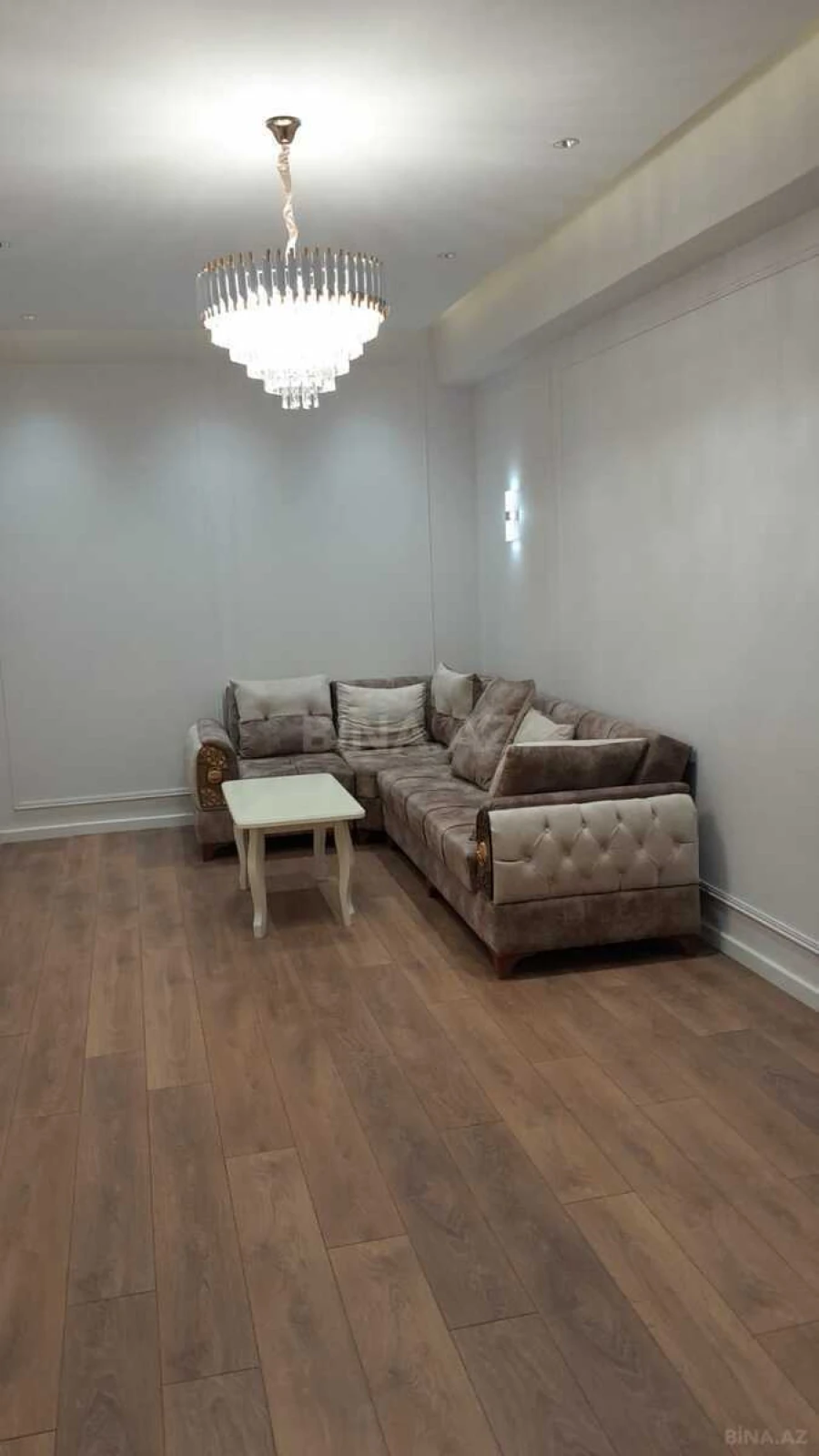 Kirayə verilir 2 otaqlı mənzil 60 m²