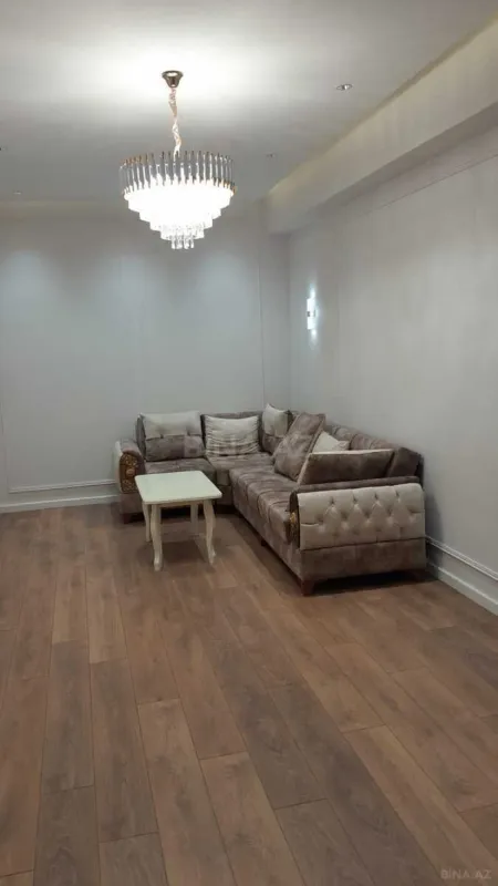 Kirayə verilir 2 otaqlı mənzil 60 m²