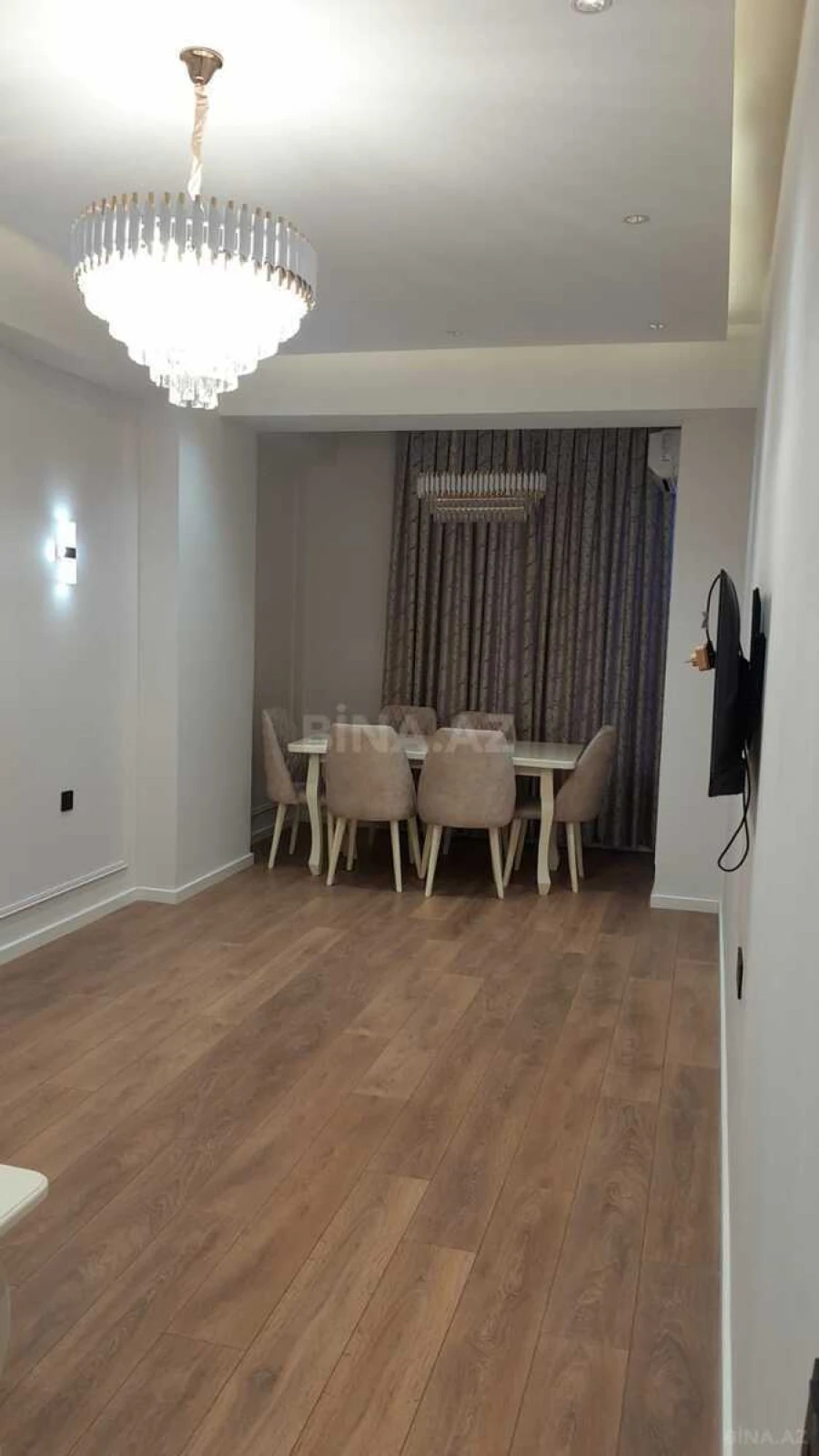 Kirayə verilir 2 otaqlı mənzil 60 m²