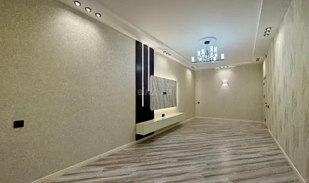 Satılır 3 otaqlı mənzil 106 m²