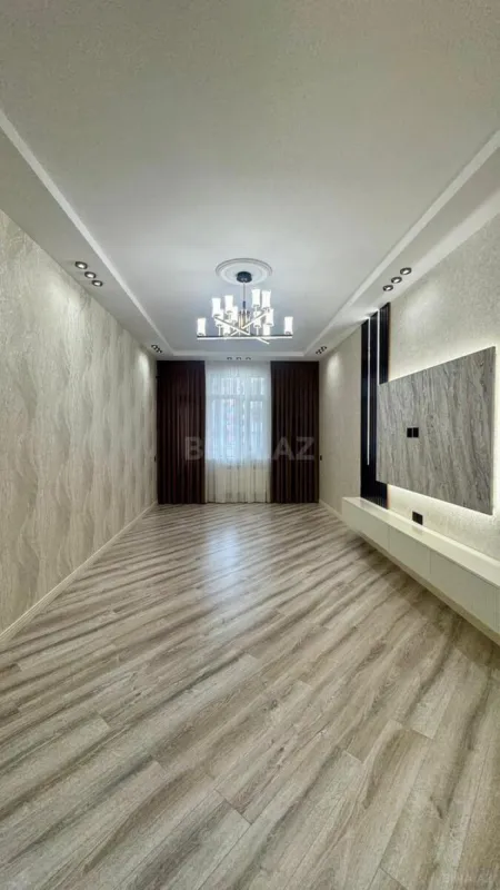 Satılır 3 otaqlı mənzil 106 m²