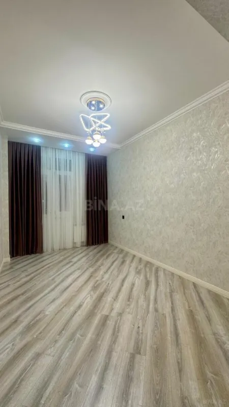 Satılır 3 otaqlı mənzil 106 m²